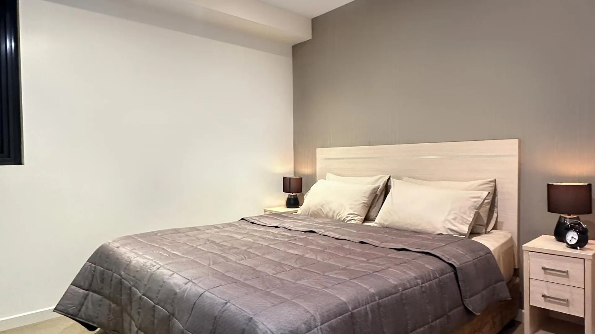 Penthouse Sky View Apartment Cbd 2Br Apartment Balcony Spa Access Sleeps 6 Adelaide